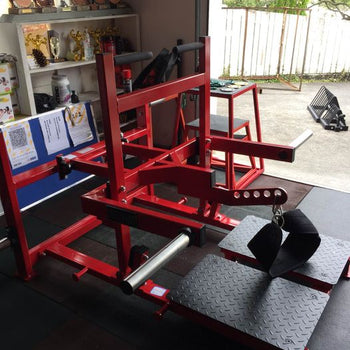 NZ POWER BELT SQUAT MACHINE
